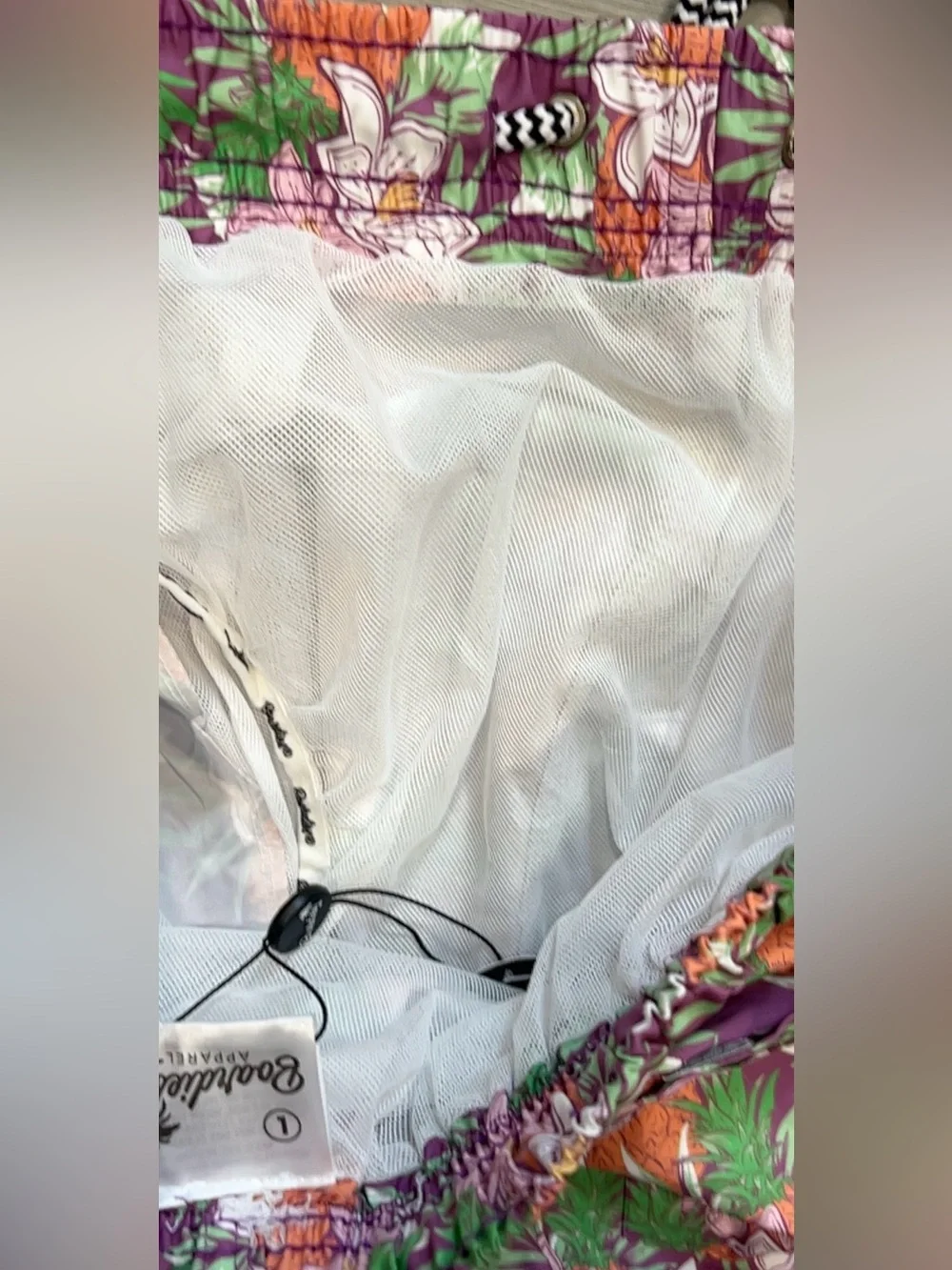 Boardies Apparel Mens Large NWT Purple Floral Pineapple Swim Trunks Shorts Lined